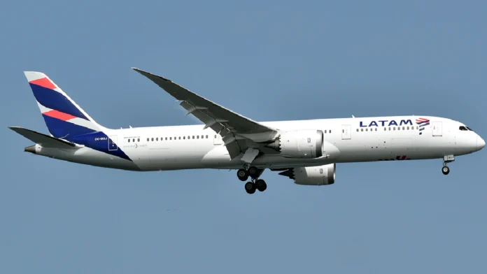 LATAM confirma aumento del 30% en tiquetes aéreos: ¿Desde cuándo aplica?