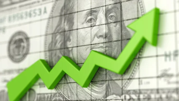 Posibilidades de que el precio del dolar cruce los 3800 antes de elecciones