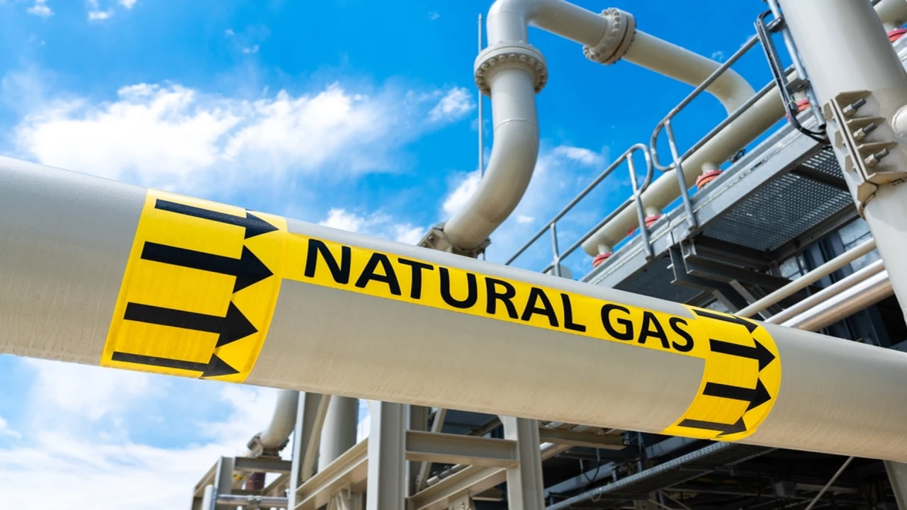 Superservicios pide intervenir las tarifas de gas natural en Colombia ante caída de reservas