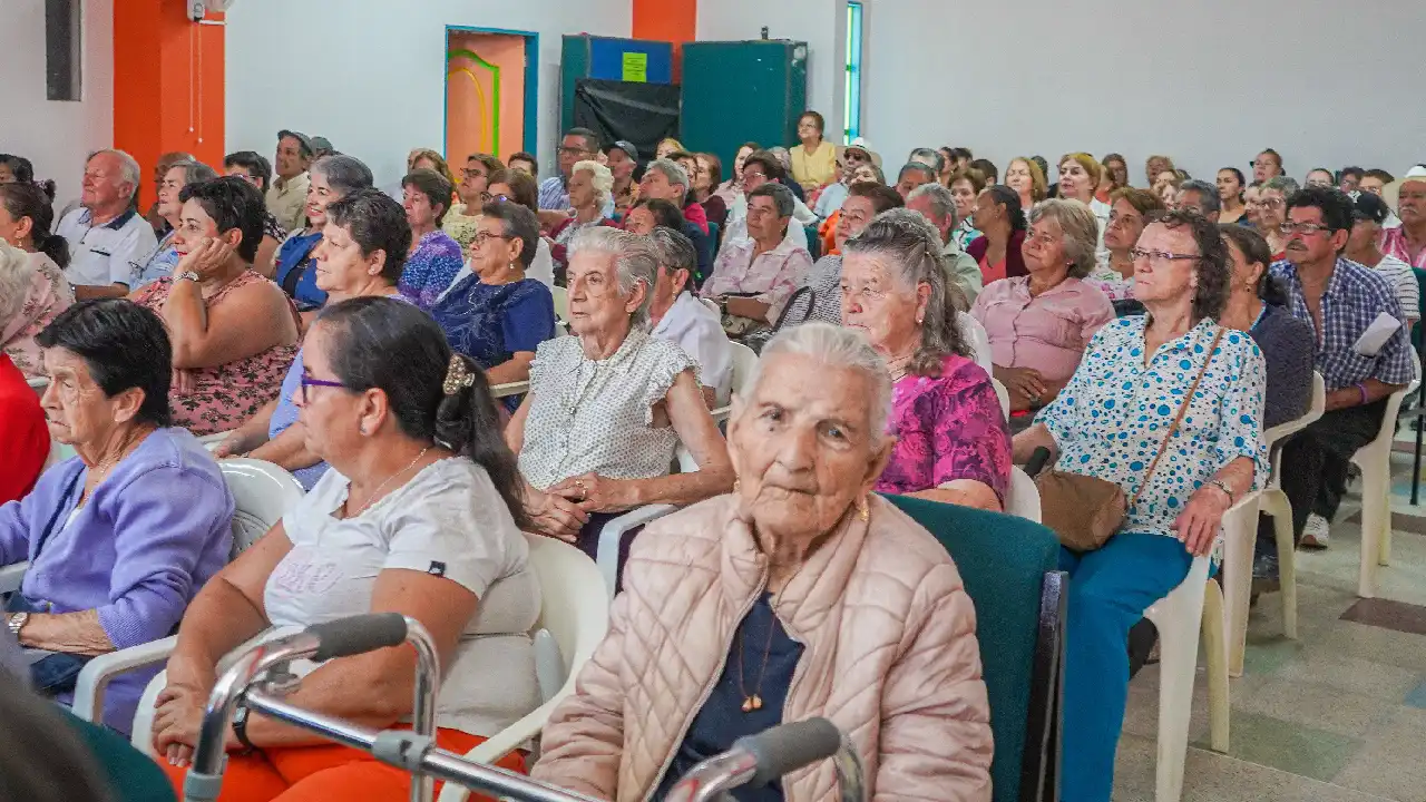 Prosperidad Social inicia pagos de Colombia Mayor: reclame su incentivo desde el 11 de mayo 1 Prosperidad Social anuncia inversión récord de $700 mil millones para el subsidio de adulto mayor