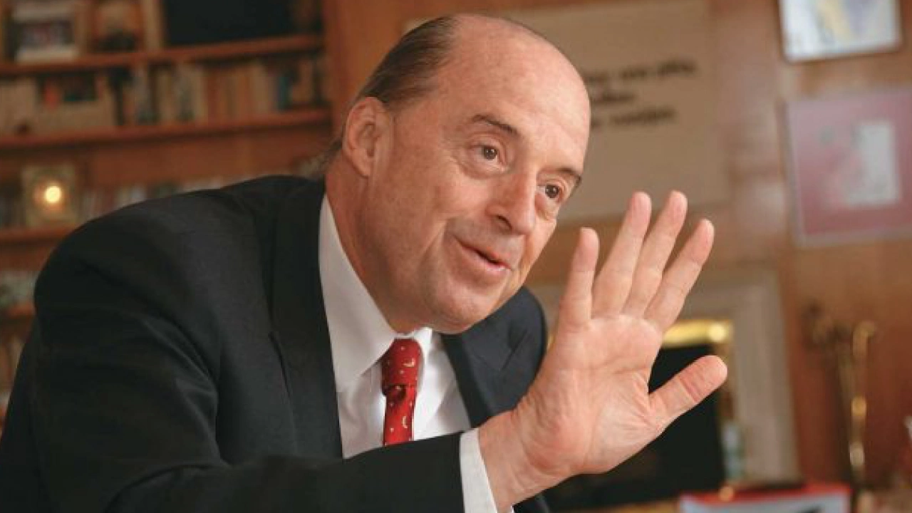 Álvaro Leyva agita la campaña: Vaticina triunfo de De la Espriella y propone transición