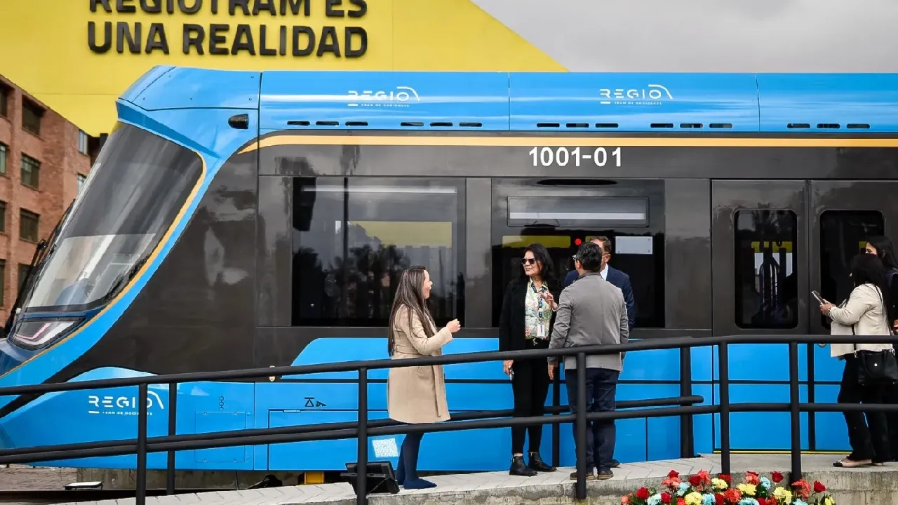 ¡Luz verde al Regiotram del Norte! Gobierno y Cundinamarca sellan cierre financiero por $17 billones