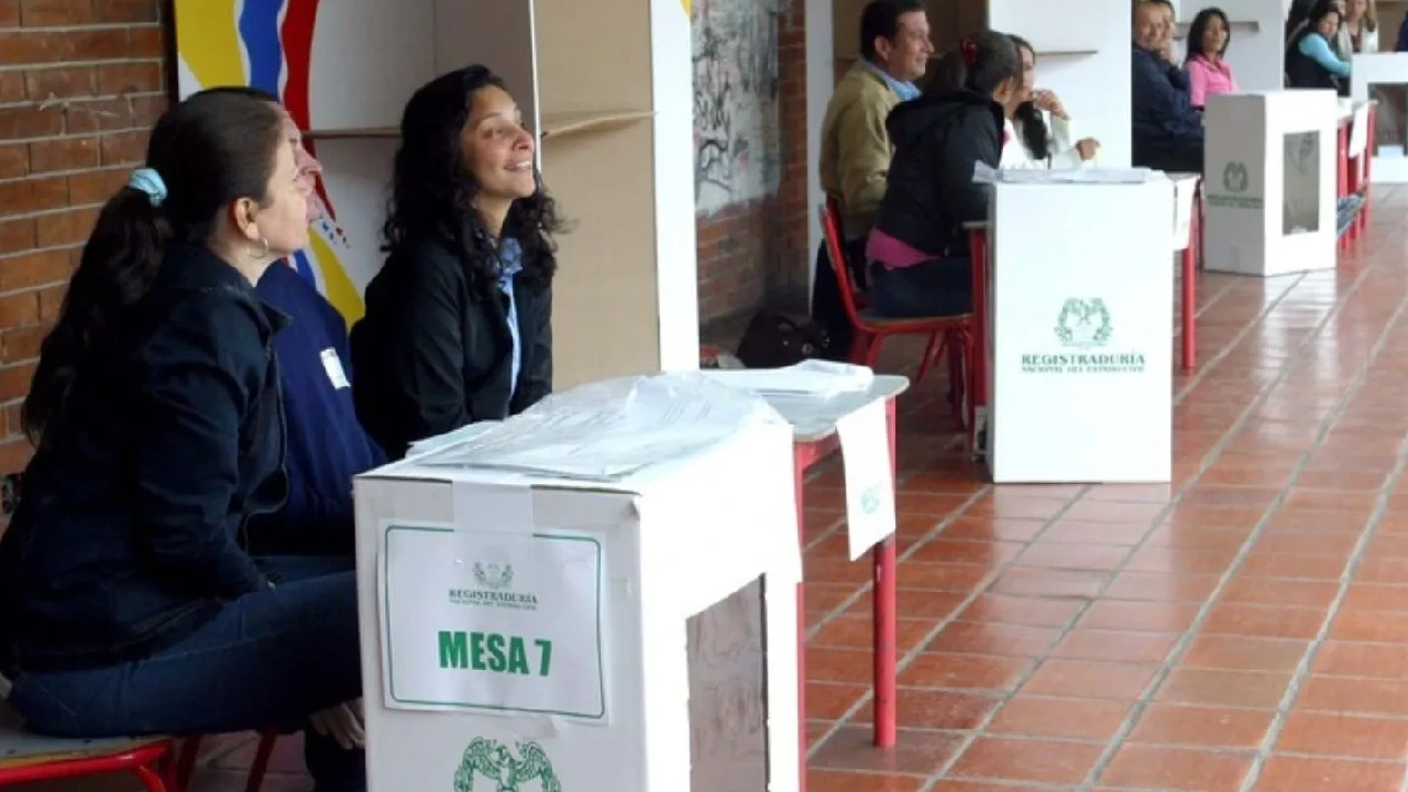 ¿Fue elegido jurado de votación? Consulte aquí su estado y evite multas de $17 millones