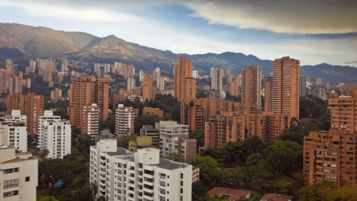 Medellín cada vez cuesta más: las razones detrás del aumento en el costo de vida