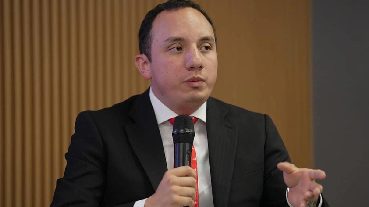 MinHacienda advierte que Colombia necesitará una reforma tributaria de $30 billones en 2027