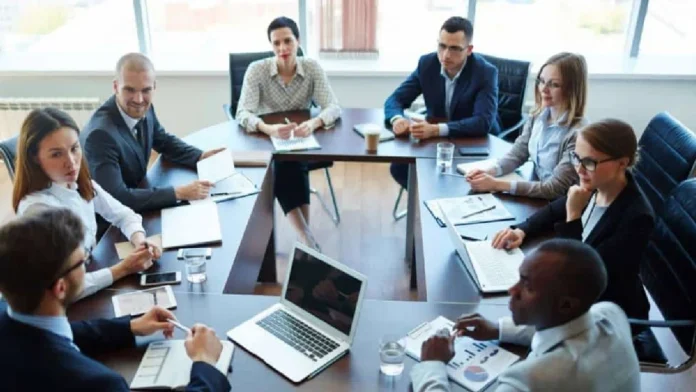 Nueve de cada diez empresas fortalecen sus beneficios para atraer trabajadores