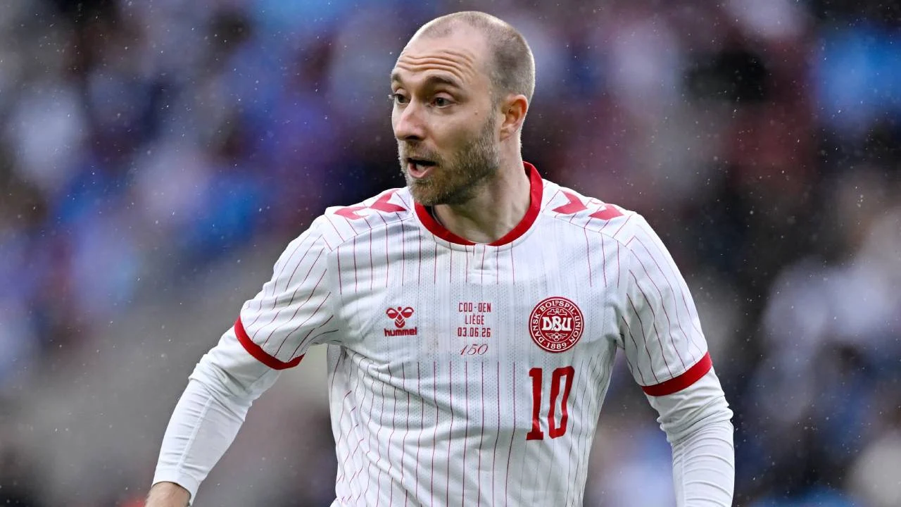 Eriksen se salvó de su segundo infarto gracias a un colombiano 1 El médico colombiano Jhonny Ospina salvó la vida de Christian Eriksen tras un nuevo colapso en la Eurocopa