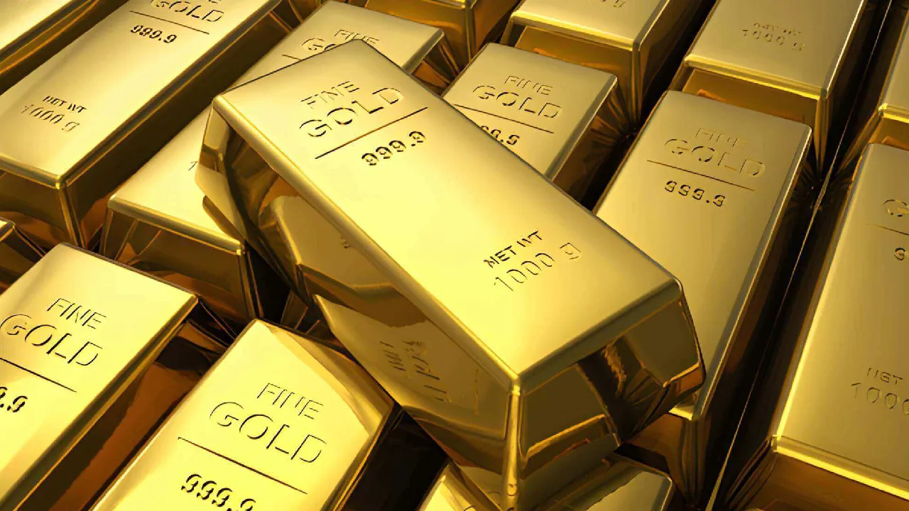 ¿Caída del oro es una oportunidad para invertir la prima de junio en Colombia? 1 El desplome del precio del oro sacude las estrategias para la prima de junio
