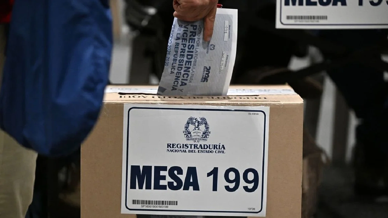 De la primera vuelta al desenlace definitivo: La defensa del voto ciudadano según gobierno