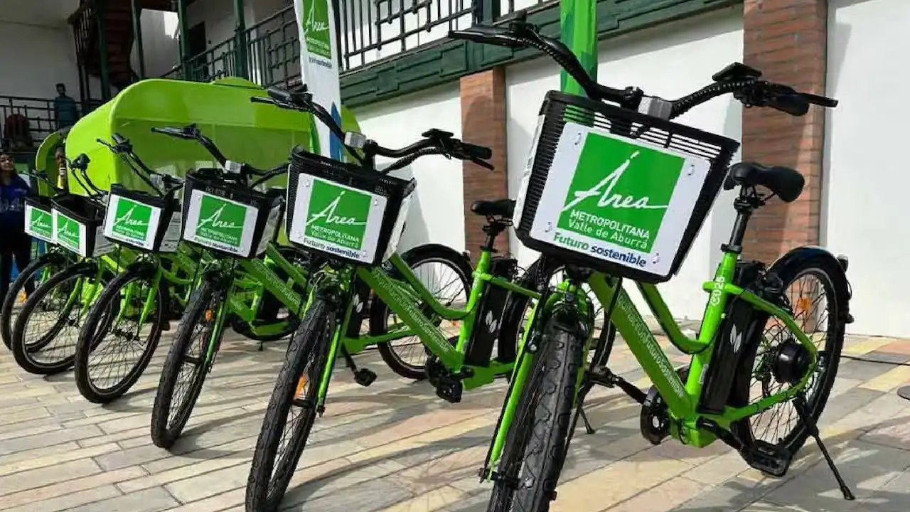 Plan de Medellín para reducir emisiones con 35 nuevas obras viales