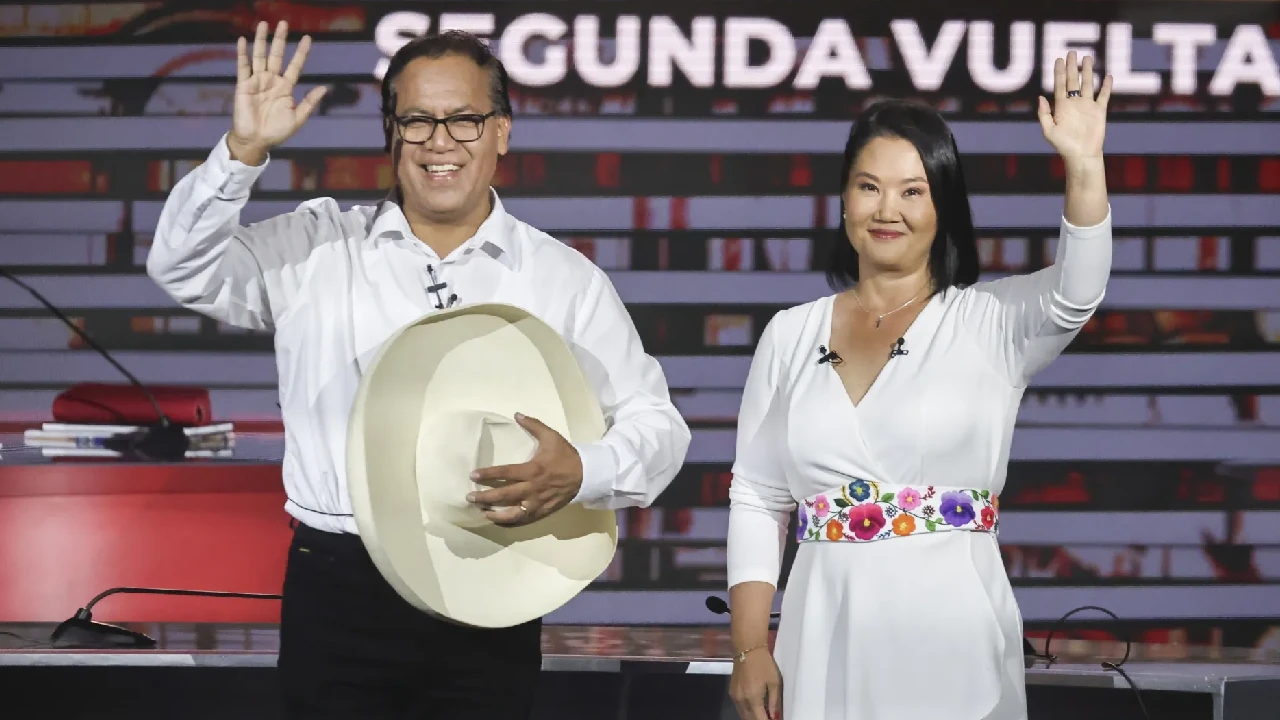 Próximo presidente heredará un Perú fragmentado con ocho mandatarios en ocho años