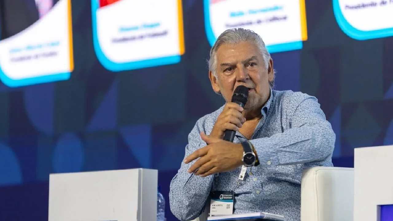 El rompecabezas que obligó a cambiar el Día del Padre en Colombia 1 Fenalco modifica la fecha del Día del Padre para proteger la economía del comercio organizado