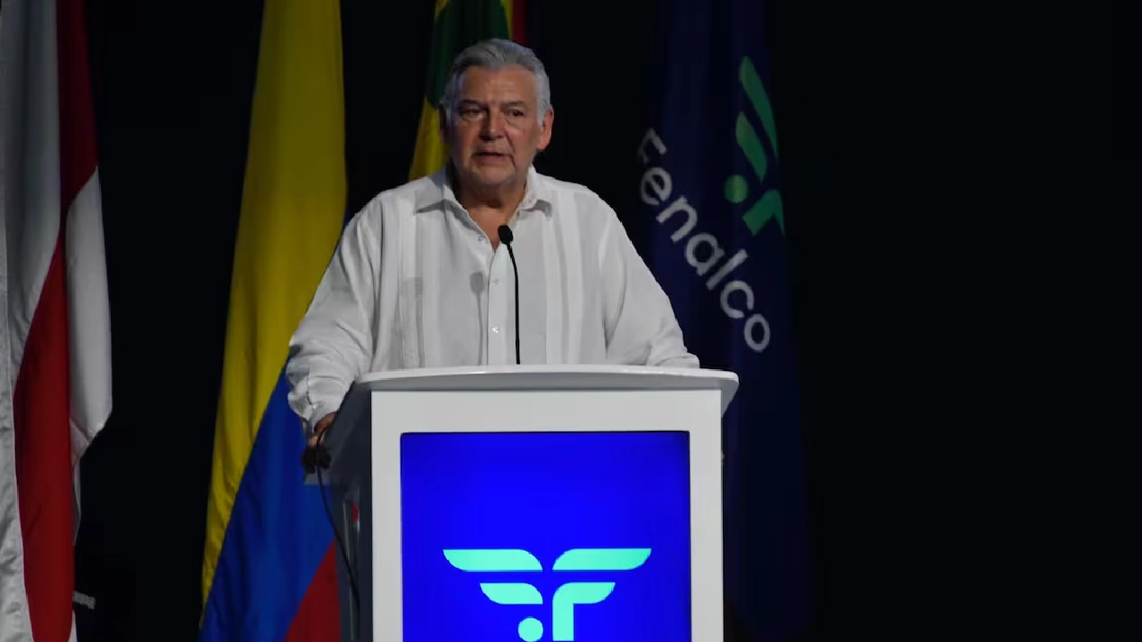 Fenalco rompe neutralidad y anuncia apoyo a Abelardo de la Espriella