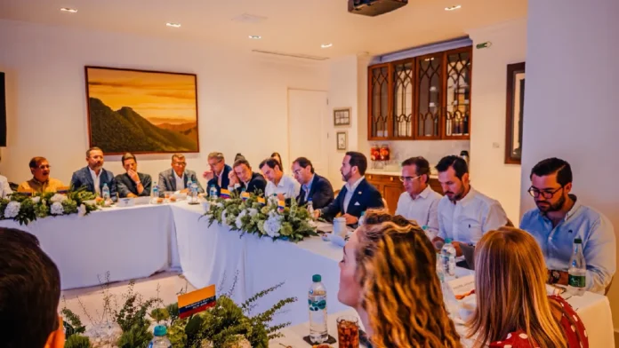 Arrancó el Gobierno: Abelardo de La Espriella lideró su primer Consejo de Ministros Arrancó el Gobierno: Abelardo de La Espriella lideró su primer Consejo de Ministros