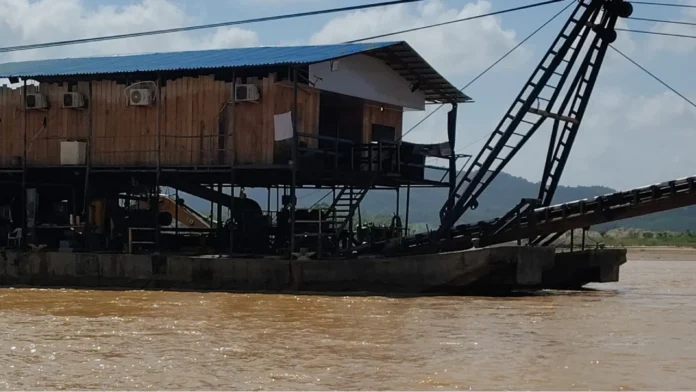 Golpe a la minería ilegal: 269 frentes intervenidos y 124 capturas desde él 7 de agosto