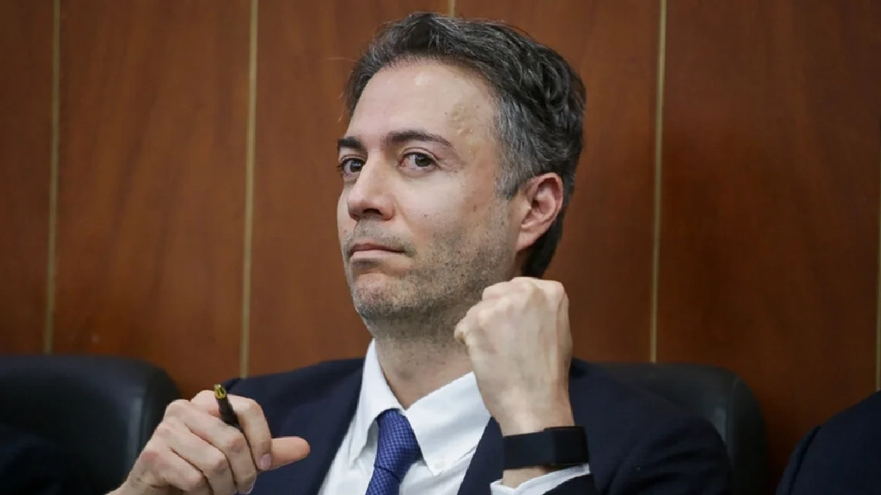 Superintendente de Salud Daniel Quintero deberá responder ante el Congreso Superintendente de Salud Daniel Quintero deberá responder ante el Congreso