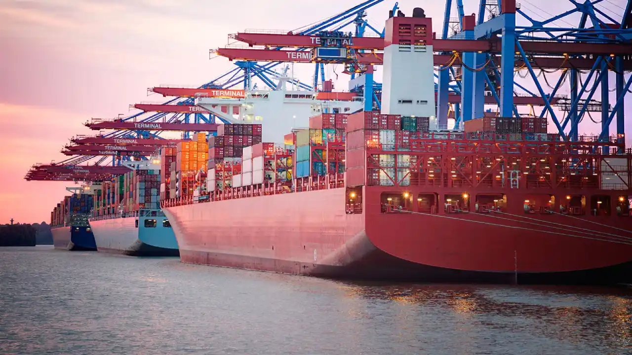 Triple crisis golpea al comercio exterior colombiano: TRM a la baja, aranceles y fletes caros 1 EXLOG 2026: comercio exterior colombiano afronta triple presión por TRM, aranceles y fletes