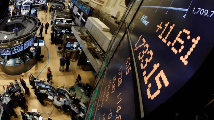 Récord histórico del S&P 500: Wall Street corona los 250 años de EE.UU. en máximos