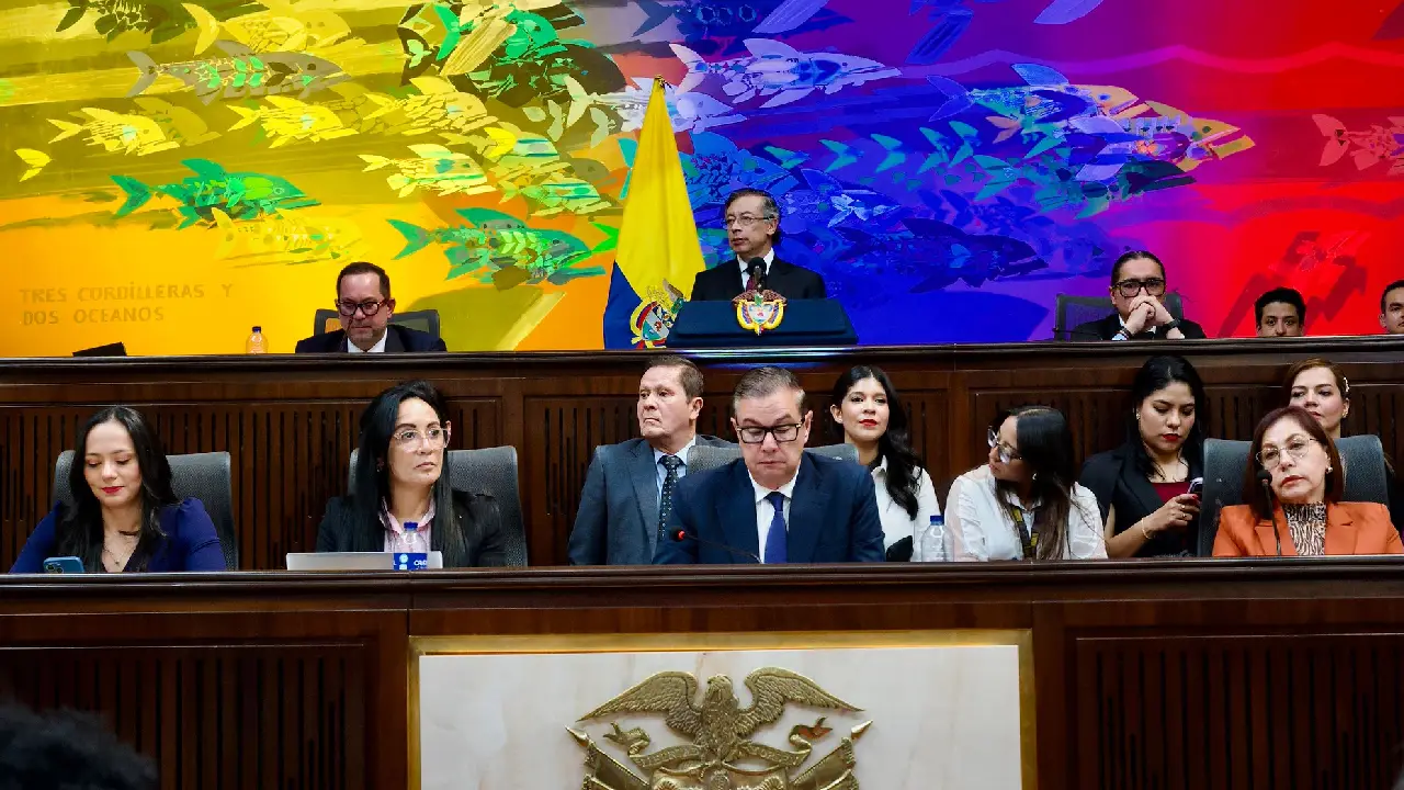 Este es el documento de la demanda de Petro contra Abelardo de la Espriella por supuesto fraude electoral 1 Instalación del Congreso 2026: Entre la demanda de Petro y el pulso por la mesa directiva del Senado