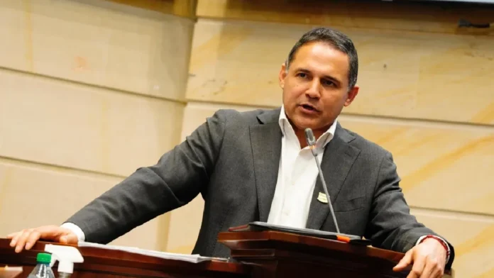 ¿Quién es Honorio Henríquez Pinedo, nuevo presidente del Senado? Hoja de vida ¿Quién es Honorio Henríquez Pinedo, nuevo presidente del Senado? Hoja de vida