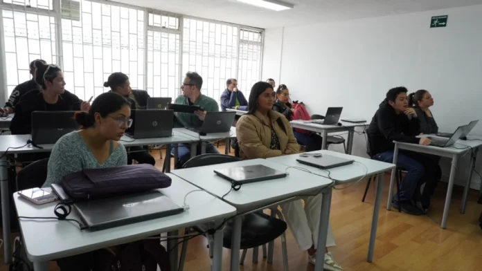 Medellín abre nueva convocatoria para formar a más de 2.200 personas en inglés Medellín abre nueva convocatoria para formar a más de 2.200 personas en inglés
