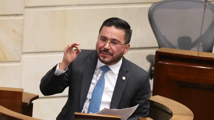 Cinco partidos respaldan de forma unánime a Jorge Eliécer Laverde para la Contraloría