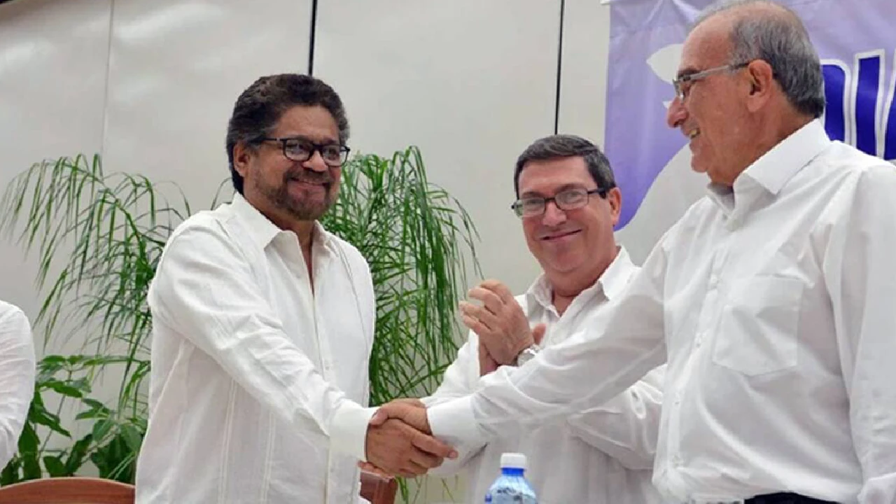 ¿Qué pasará con la paz? Firmantes del Acuerdo de Paz 2016 cuestionan reformas del nuevo gobierno