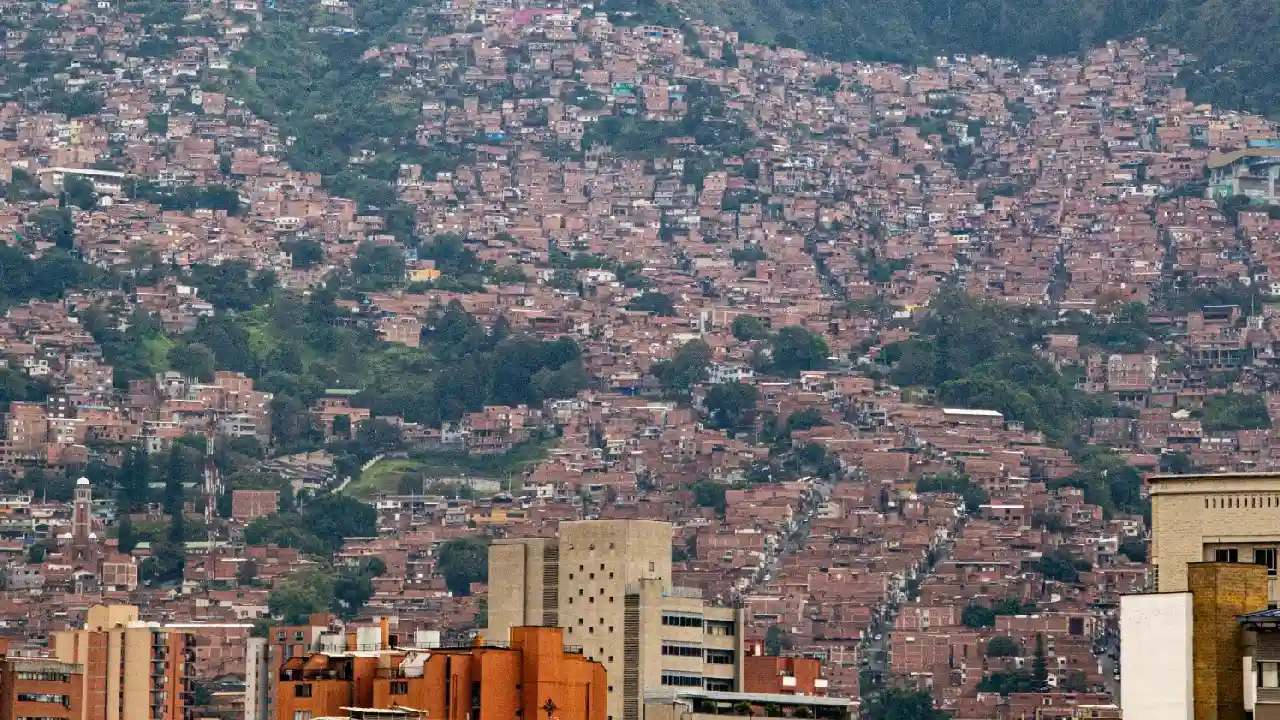 Medellín lanza dos herramientas digitales para consultar la revisión del POT y promover la gobernanza