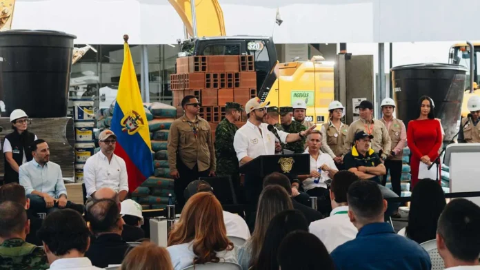 Gobierno anuncia auxilios de $3,15 millones y tasa del 0% para damnificados por sismo en Risaralda Gobierno anuncia auxilios de $3,15 millones y tasa del 0% para damnificados por sismo en Risaralda