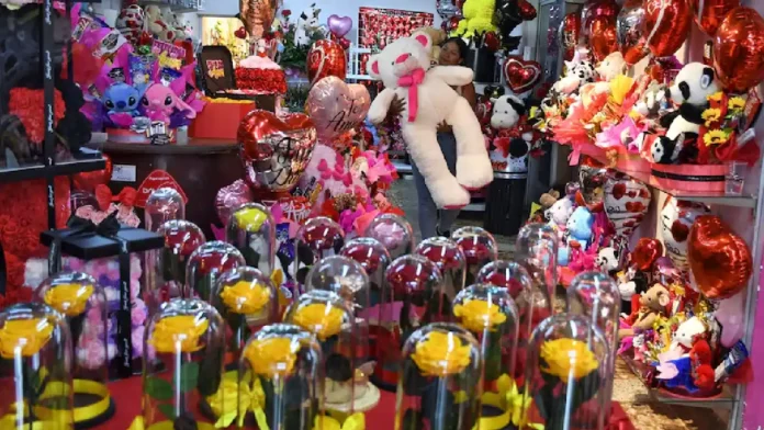 Amor y Amistad 2026: colombianos gastarán más de $100.000 en regalos