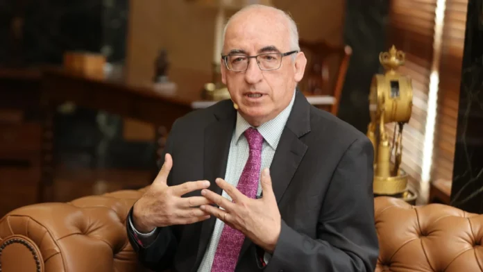 Leonardo Villar: déficit fiscal escalará al 9,4% del PIB y la deuda rozará el 66,2% Leonardo Villar: déficit fiscal escalará al 9,4% del PIB y la deuda rozará el 66,2%