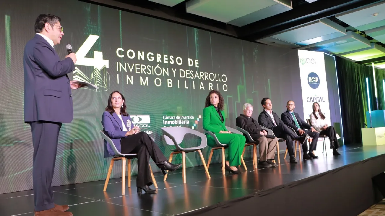 Durante el IV Congreso de Inversión Inmobiliaria, Camacol Bogotá y Cundinamarca anunció una inversión superior a 5.000 millones de pesos para levantar casas unifamiliares en Quibdó, tras la emergencia del sismo del 10 de agosto