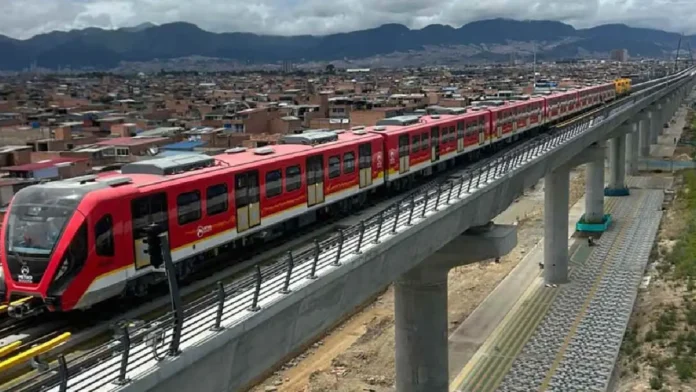El Metro de Bogotá fija marzo de 2028 como la fecha oficial para el inicio de sus operaciones comerciales El Metro de Bogotá fija marzo de 2028 como la fecha oficial para el inicio de sus operaciones comerciales