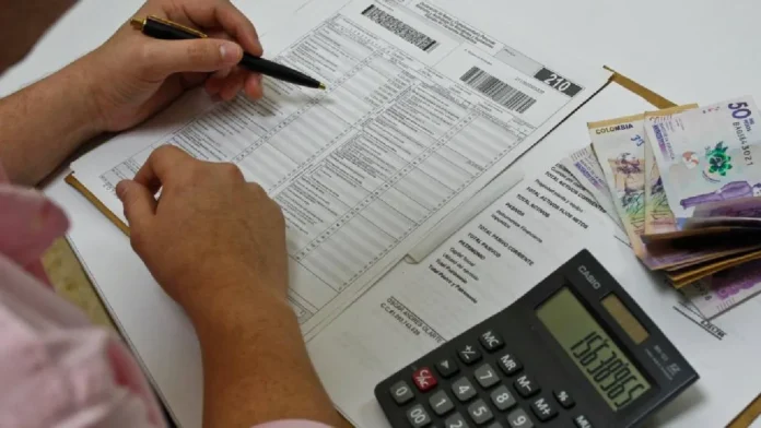 Nuevos topes de la DIAN para la declaración de renta: ¿le toca declarar este año?