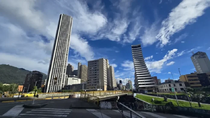 Recaudo de impuestos en Bogotá: ICA y predial concentran el 80% de los ingresos