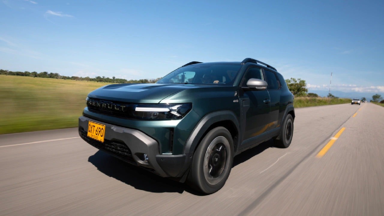 Renault presenta en Colombia su nueva Duster Hybrid E-Tech 4x4