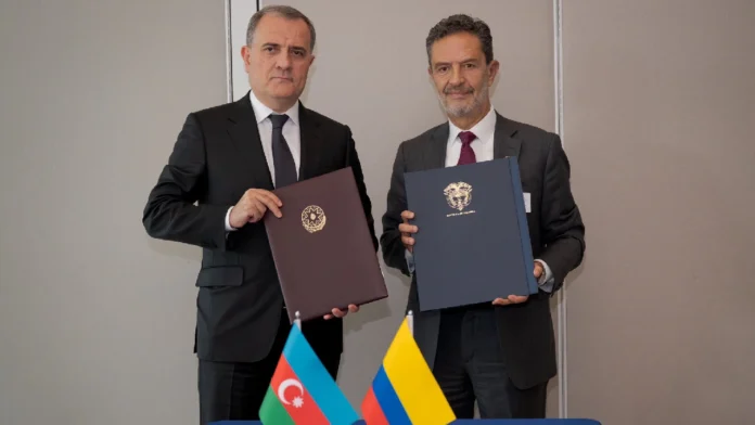 Viajes entre Colombia y Azerbaiyán: ciudadanos ya no necesitarán visa
