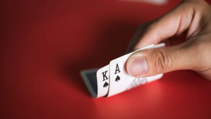 Cómo evolucionó el blackjack sin perder sus reglas esenciales