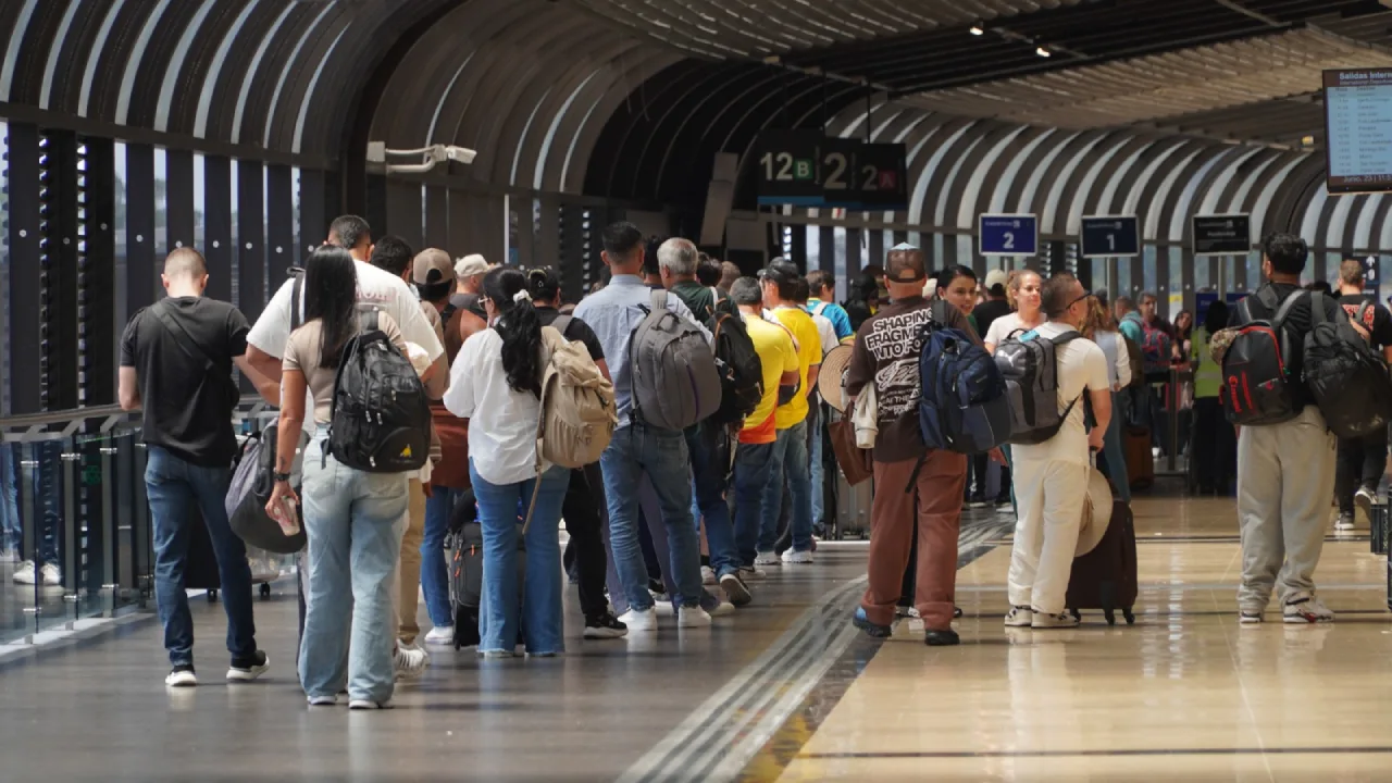 Inauguran El Encuentro: el primer hub de turismo y transporte dentro de un centro comercial en Medellín