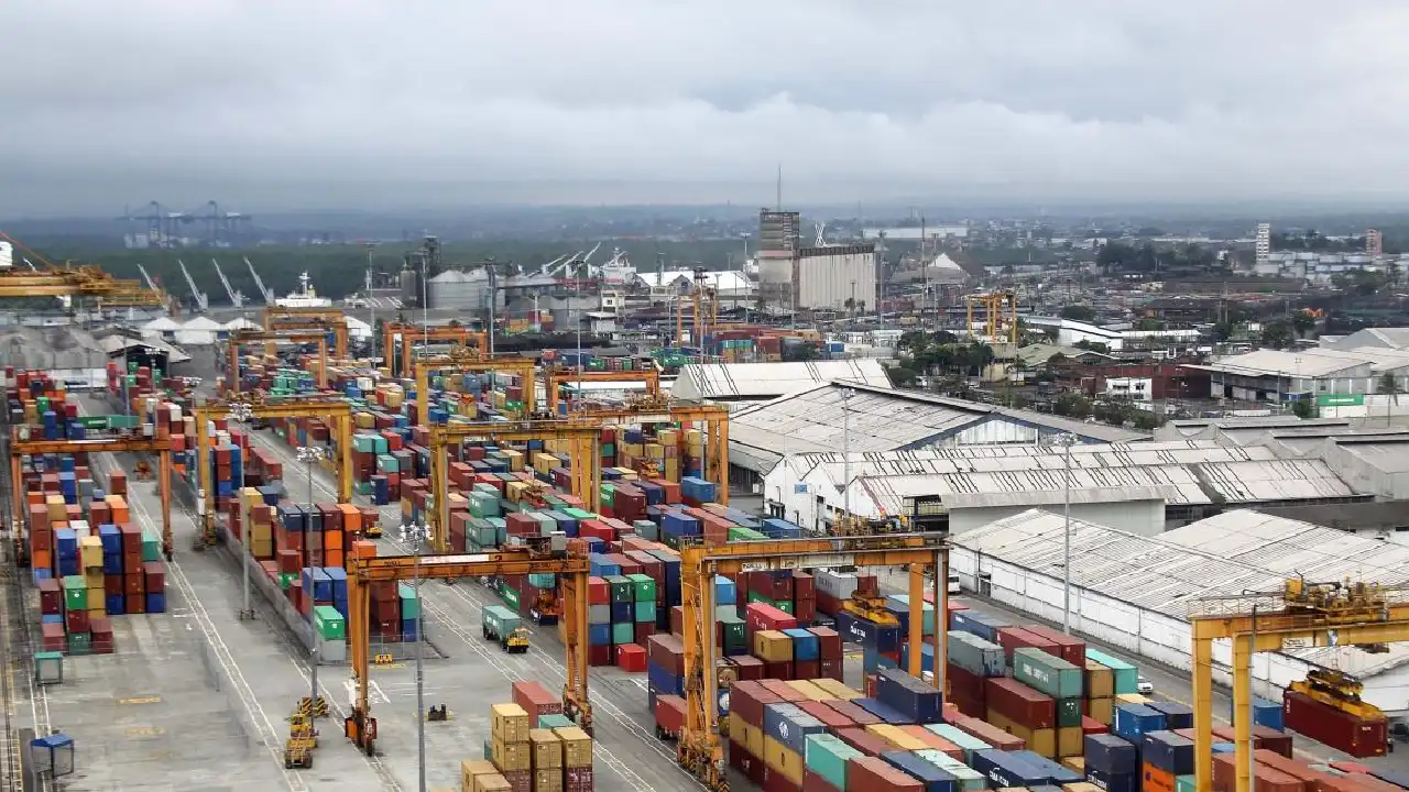 Transporte de carga pesada rechaza nuevo gravamen en Buenaventura