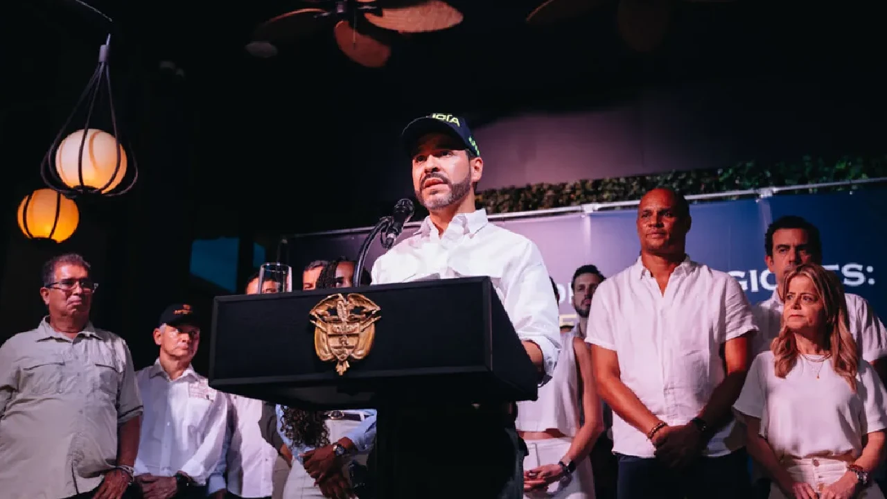 Abelardo de la Espriella fija líneas de base en San Andrés para reafirmar soberanía