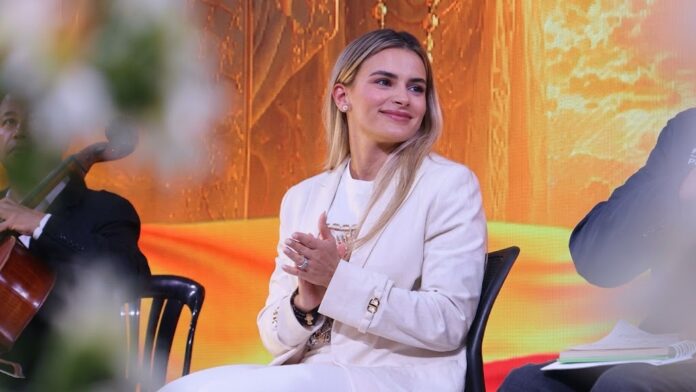 Primera dama Ana Lucía Pineda responde a los cuestionamientos por las donaciones del terremoto