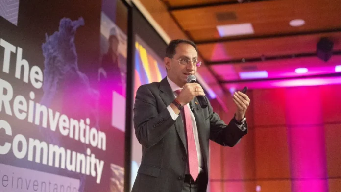 Vicepresidente expone cartera de proyectos para atraer capital y dinamizar la economía